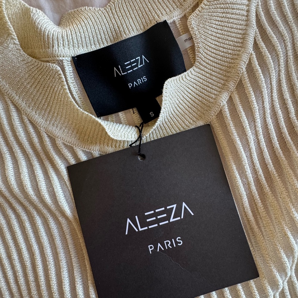 Aleeza Paris Cream Ribbed Crew Neck Sweater